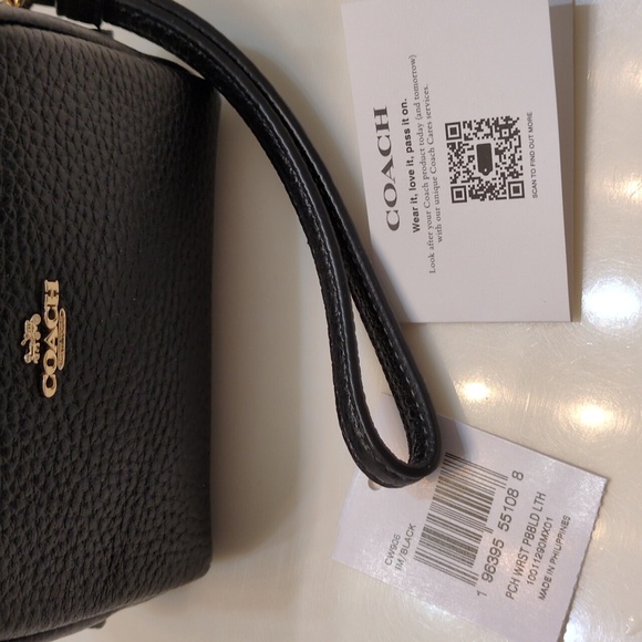 Coach Black Leather Wristlet - Picture 4 of 5